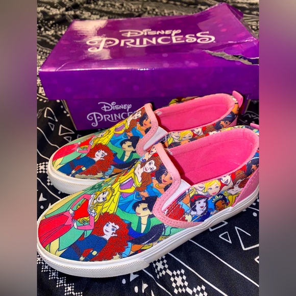 Disney Princess Sneakers 👑 - Picture 2 of 4